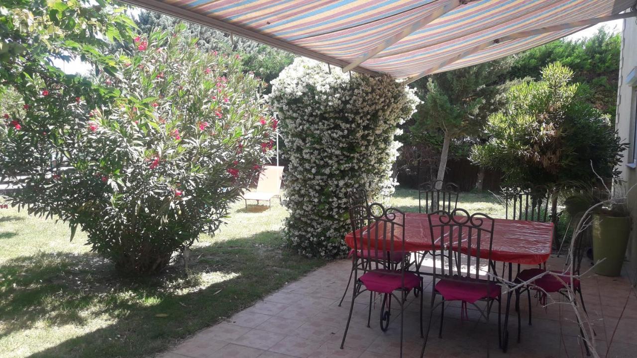 Cosy En Provence Villa Maillane Екстериор снимка